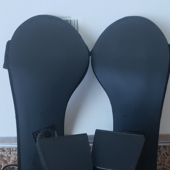 Violet Block Heel - Picture 3 of 7